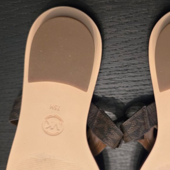 Michael Kors Aubrey Sandals (size 7.5) - Picture 5 of 7